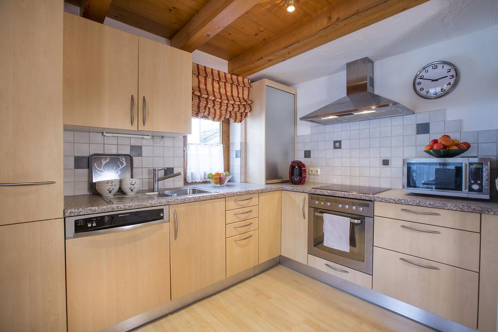 Landhaus Zirmhof Saalbach-Hinterglemm Pokoj fotografie